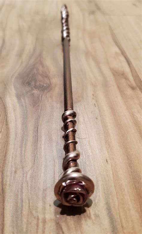 Rose gold maguc wand